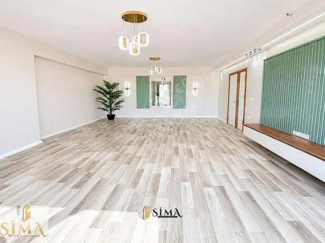 Site İçi 2+1 Ebeveyn Banyolu Krediye Uygun Acil Satılık Daire