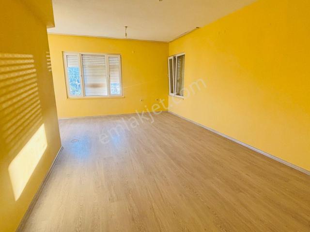 Site İçi Arakat Geniş 3+1 Kiralık Daire