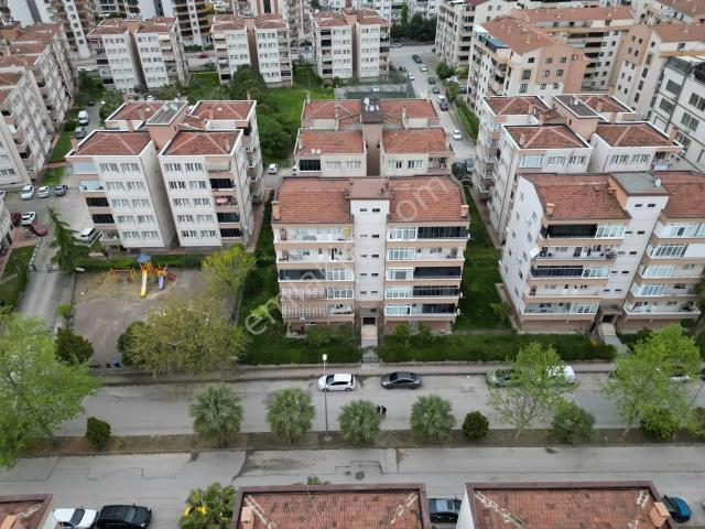 Site İçi Havuzlu,otoparklı,asansörlü,kat Mülkiyetli Satılık 3+1