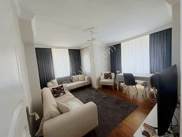 Site İçi Kiralık 4+1 Dublex Daire