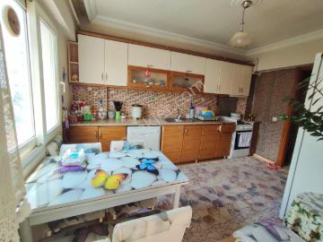 Site İçinde Arakat Ferah Fırsat 3+1 140 M2 Daire