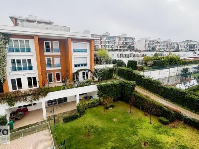 Site İçinde Havuz Cepheli, Full Eşyalı Kiralık 1+1
