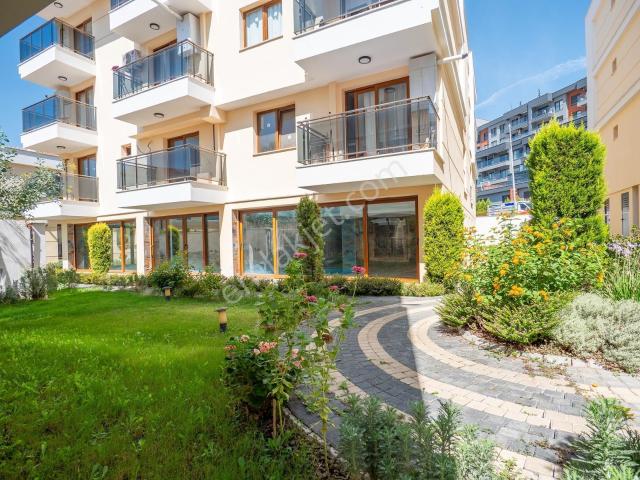 Site İçinde Havuzlu Satılık 1+1 Daire