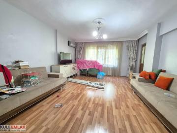 Site İçinde Metroya 15 Dk Yatırımlık Odaları Kullanışlı Daire