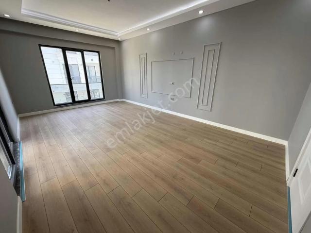 Sitede Satılık Lüks 2+1 Arakat Full Daire Hükümet Konağı Yanı