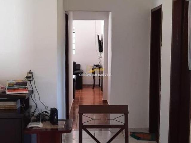 Sitio 4.700m² com lagoa e casa 04 dormitórios em Itaguara MG