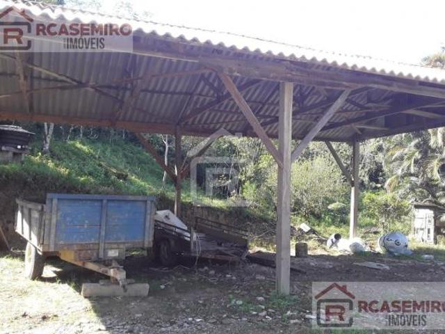 Sítio 50 alqueires ideal para plantação e criação de animais, localizado em Sete Barras SP