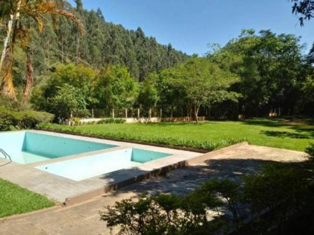 Sítio para venda em Piracaia