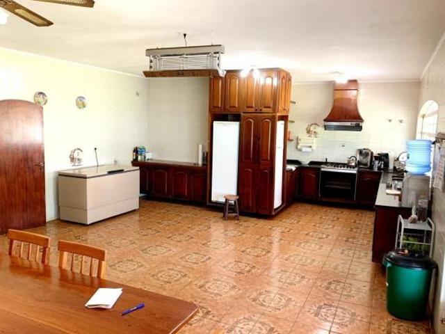 Sítio 23 Alqueires, 13 Alqueires em Área Para Plantio, Terra Vermelha, Topografia Boa, Casa Sede com