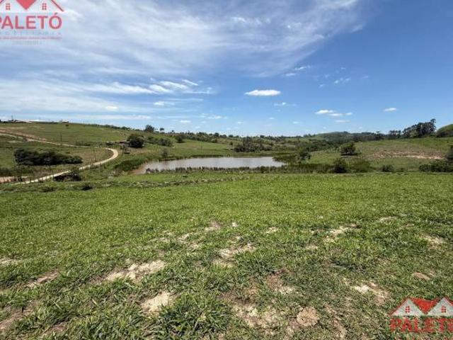Sítio 20700 m² com linda represa a venda na cidade de Porangaba interior de SP