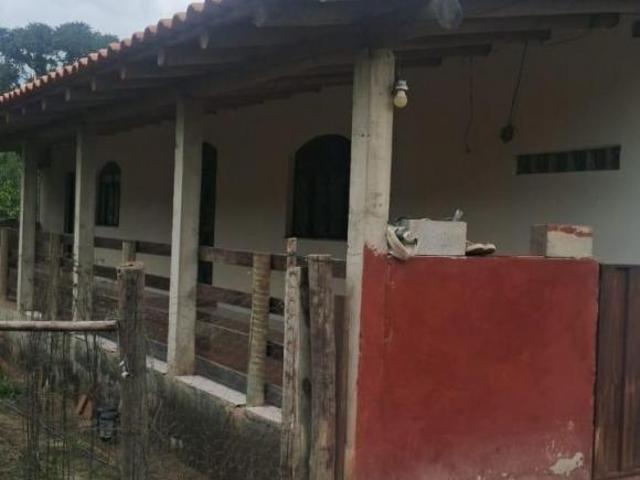 SÍTIO 20.000m² C/ CASA BOA E ÁGUA CORRENTE À VENDA EM PIEDADE DOS GERAIS/MG