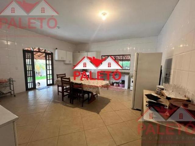 Sítio 20 mil metros quadrados com casa 700 m², piscina, área gourmet, a venda na cidade de Bofete in