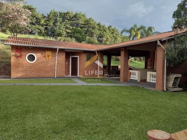 Sítio à Venda em Morungaba com 19.000 m², Casa, Edícula, Área Gourmet e Campo de