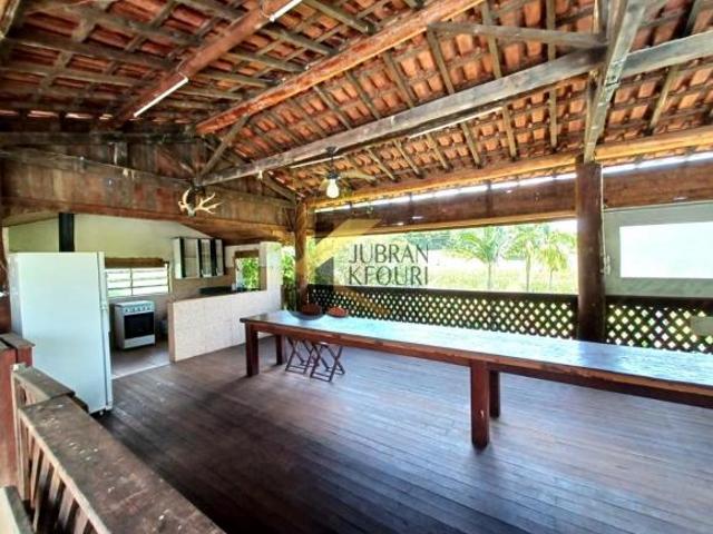 Sítio à venda em Caconde São Paulo, casa sede com 4 dormitórios, 2 banheiros, adega