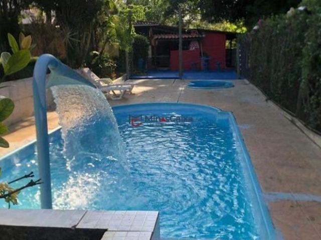 SÍTIO A VENDA EM CÓRREGO NOVO DE 200 MIL METROS COM PISCINA, CASA AMPLA E ÁREA VERDE!