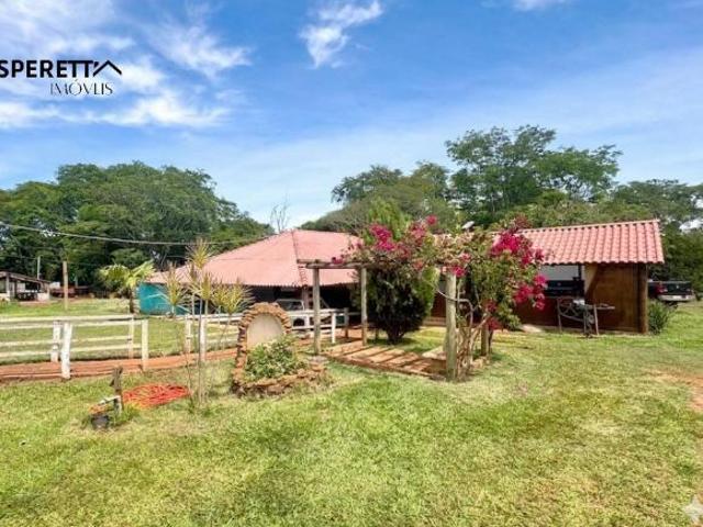 Sítio à Venda em Itápolis SP, Bairro da Grama. com 48.400m² com Tanques de Peixe Estufas Irrigadas 2