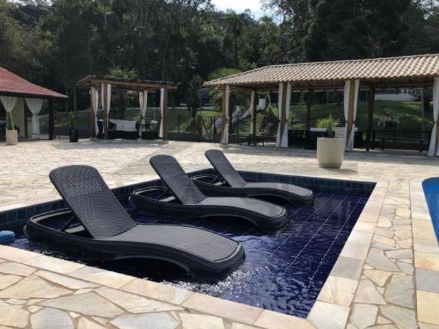 Sítio à venda em Juquitiba / SP, perfeito para criar seu próprio hotel fazenda, pousada ou resort