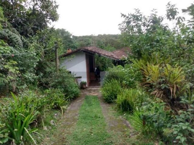 Sitio à venda em Juquitiba/SP  Sítio em Juquitiba