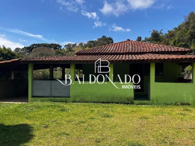 SITIO A VENDA EM SENADOR AMARAL MG 30.000 MIL METROS NASCENTE RIACHO TANQUE