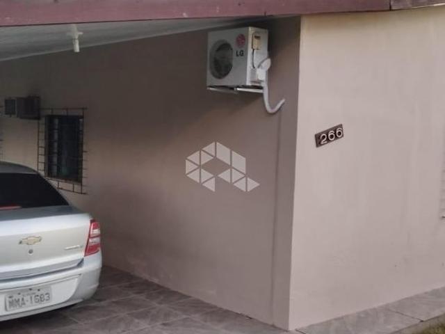 Sítio à venda 3.000m2, com casa mobiliada, 3 dormitórios, sendo 1 suíte e demais dependências em Gua