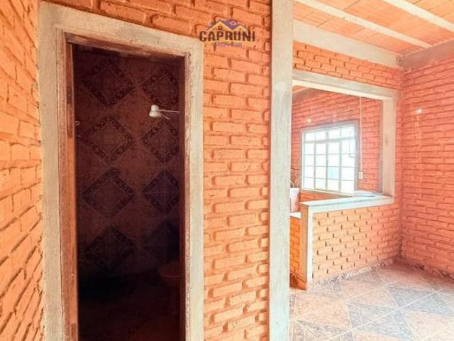 Sítio à Venda – 3,5 Hectares com Casa, Curral e Vista Incrível em Passa Tempo