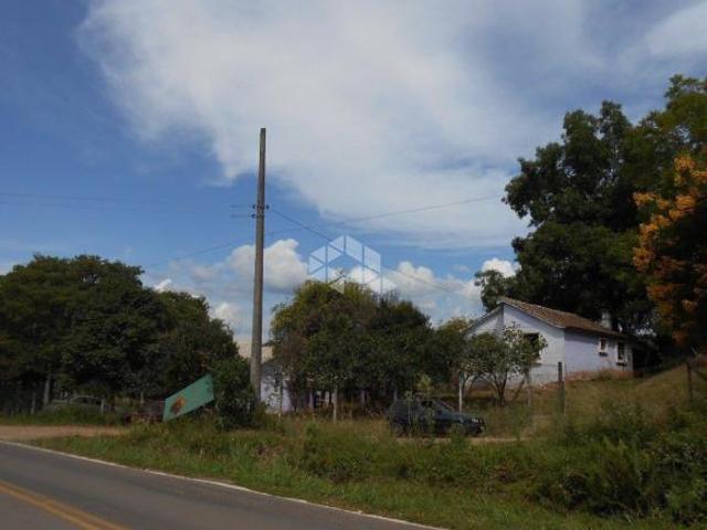 Sítio bem localizado