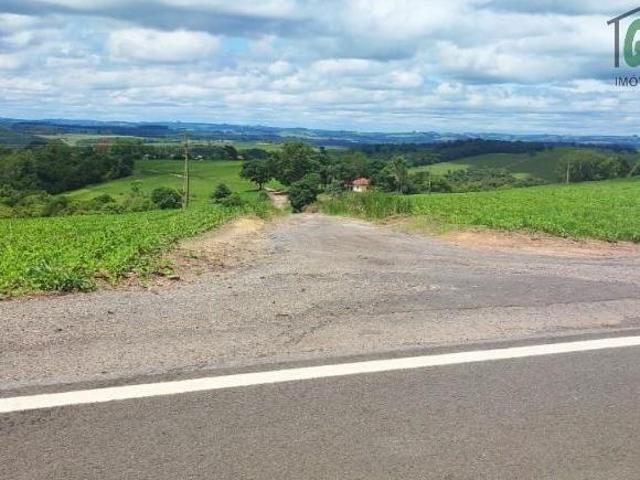 Sitio, Caçador, Itararé, SP