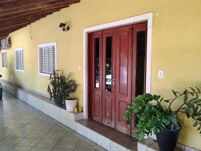 Sítio casa sede,casa de caseiro,barracão tirar leite