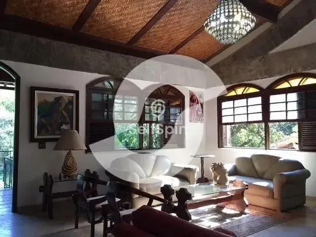 Sítio / Chácara para Locação em Niterói/RJ Muriqui 3 Quartos