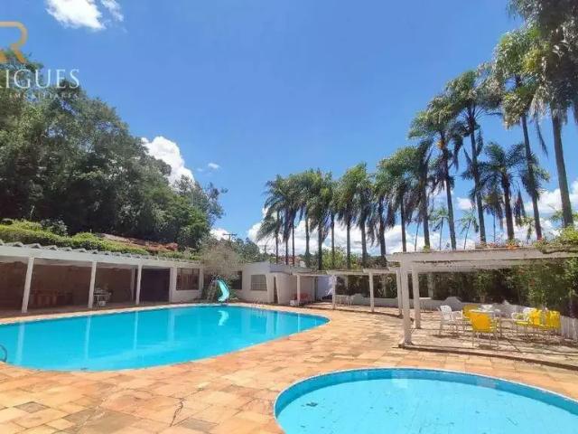 Sítio / Chácara para Locação em Atibaia/SP Tanque 5 Quartos