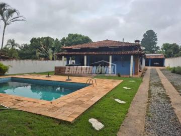 Sítio / Chácara para Locação em Araçoiaba da Serra/SP Parque Monte Bianco 3 Quartos