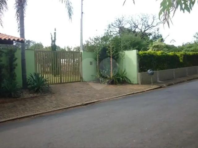 Sítio / Chácara para Locação em Araraquara/SP Chácara Velosa 4 Quartos