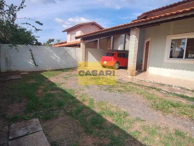 Sítio / Chácara para Locação em Boituva/SP Parque das Árvores 3 Quartos