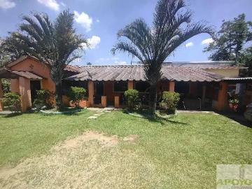 Sítio / Chácara para Locação em Embu Guaçu/SP Jardim São Paulo 3 Quartos