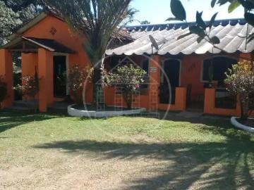 Sítio / Chácara para Locação em Embu Guaçu/SP Loteamento Parque São Paulo 3 Quartos