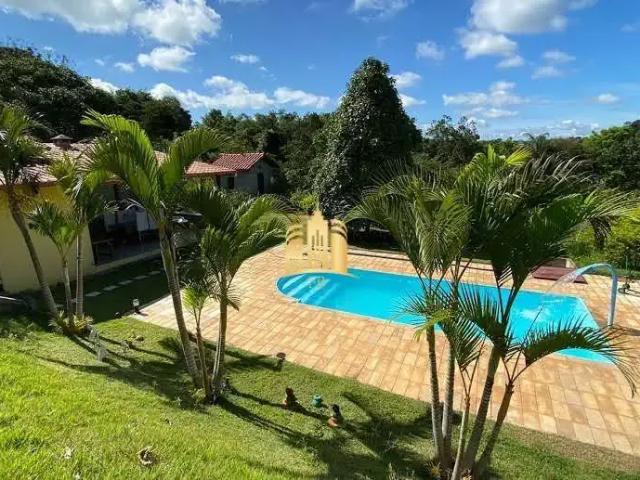 Sítio / Chácara para Locação em Esmeraldas/MG Andiroba 3 Quartos