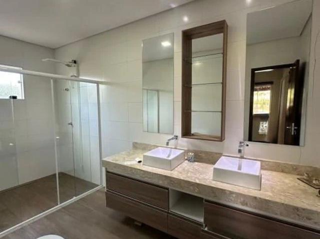 Sítio / Chácara para Locação em Piratininga/SP Condomínio Real Village 3 Quartos