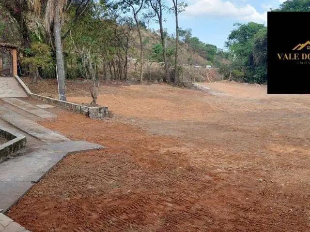 Sítio / Chácara para Locação em Ribeirão das Neves/MG Vale da Prata 4 Quartos