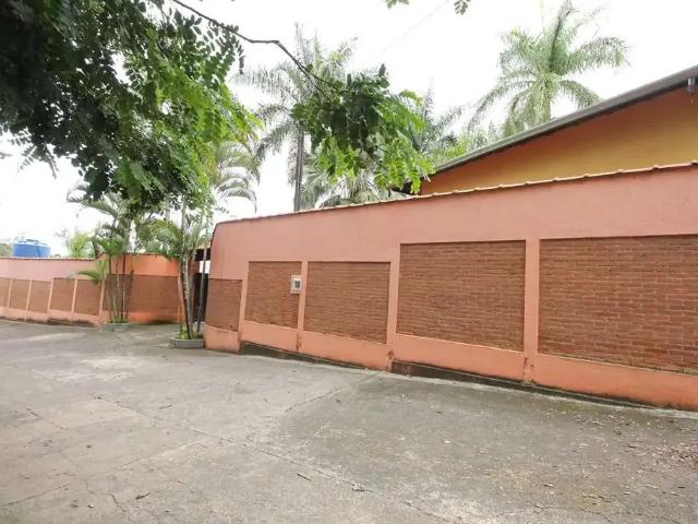 Sítio / Chácara para Locação em São João da Boa Vista/SP Jardim Cledirna 5 Quartos