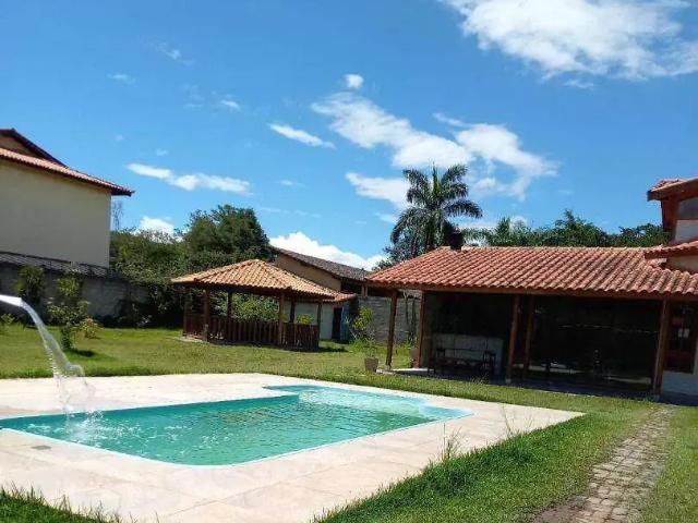 Sítio / Chácara para Locação em Santa Branca/SP Jardim Costão 4 Quartos