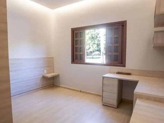 Sítio / Chácara para Locação em Senador Canedo/GO Condomínio Alta Vista I 4 Quartos