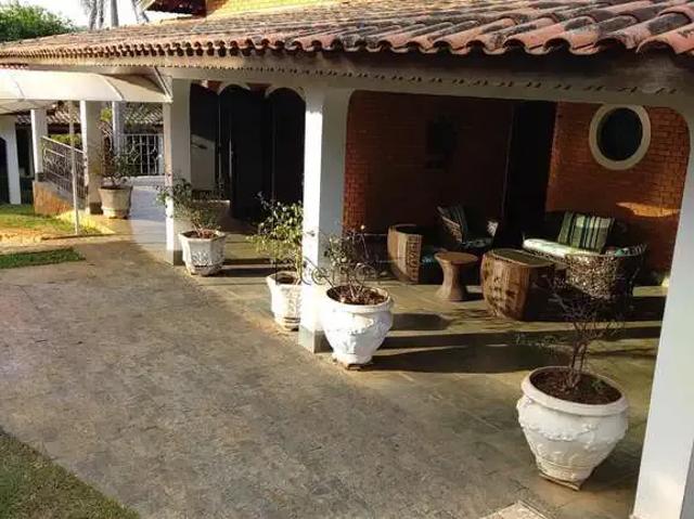 Sítio / Chácara para Locação em Valinhos/SP Vale Verde 5 Quartos
