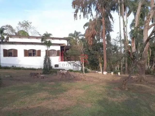 Sítio / Chácara para Venda em Cotia/SP Chácara Rincão 4 Quartos