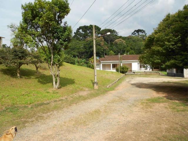 Sítio / Chácara para Venda em Cotia/SP Chácara Rincão 3 Quartos