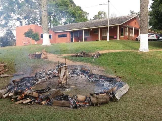 Sítio / Chácara para Venda em Contenda/PR Rio do Cacho 6 Quartos