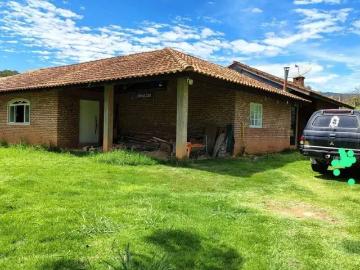 Sítio / Chácara para Venda em Córrego do Bom Jesus/MG Zona Rural 4 Quartos
