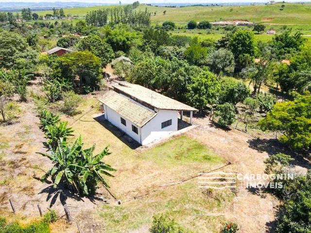 Sítio / Chácara para Venda em Caçapava/SP Chácara Marambaia 3 Quartos
