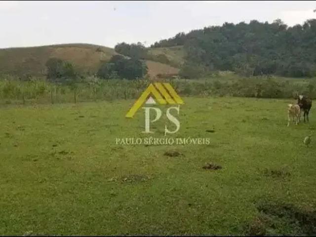 Sítio / Chácara para Venda em Cachoeiras de Macacu/RJ Zona Rural 3 Quartos