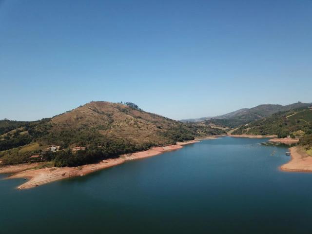 Sítio / Chácara para Venda em Caconde/SP Represa da Graminha
