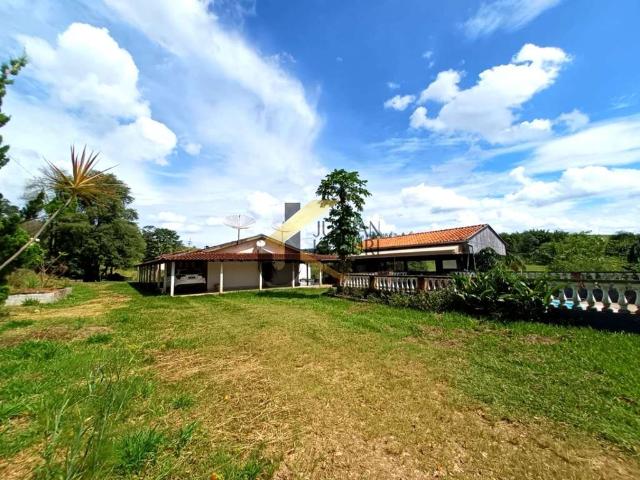 Sítio / Chácara para Venda em Caconde/SP Zona Rural 4 Quartos
